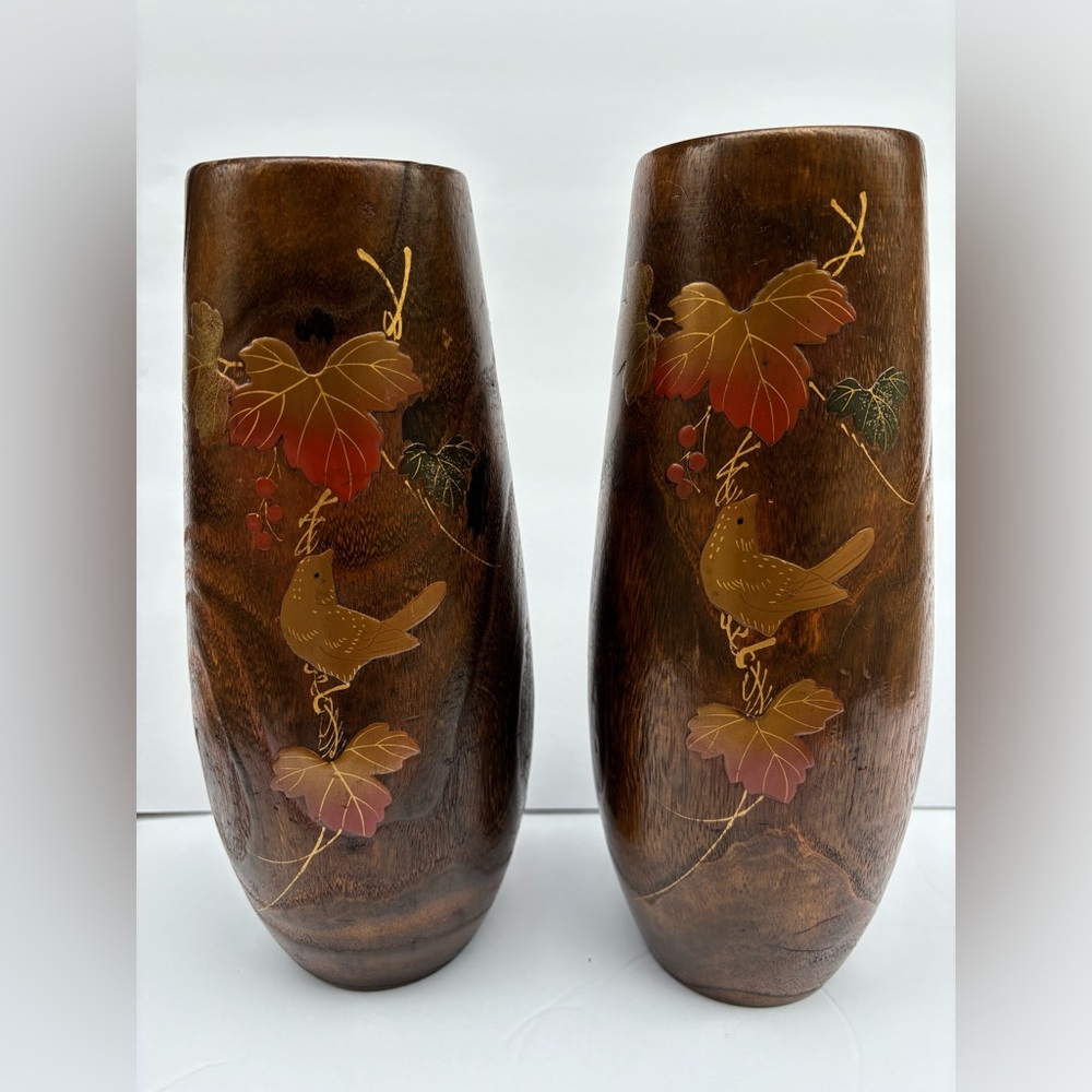 ANTIQUE IKEBANA JAPANESE CARVED & PAINTED WOODEN VASE WITH BIRD LEAF DECORATION